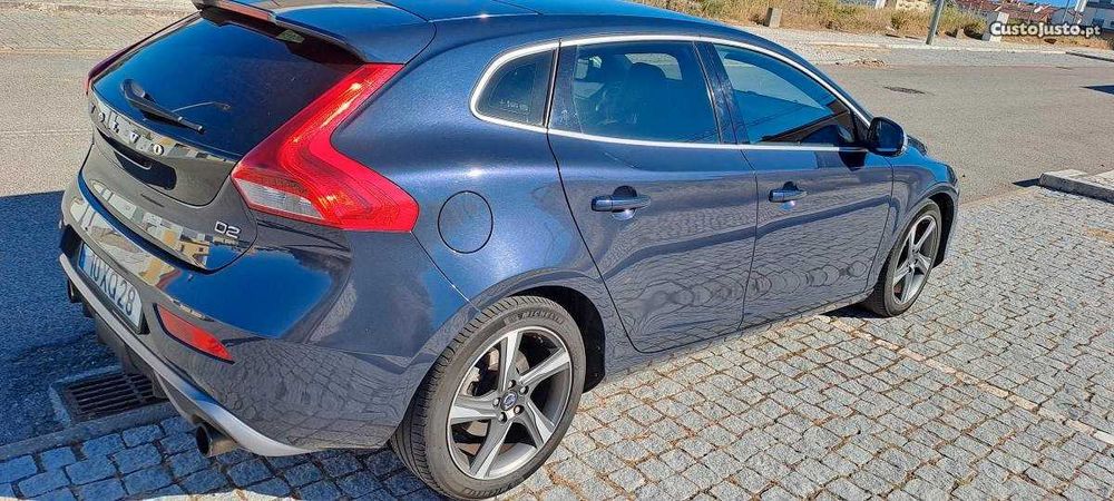 Volvo V40 D2 Summum R-Design Geartronic