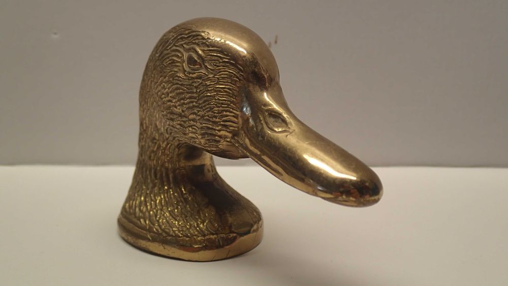 Saca caricas antigo em Bronze