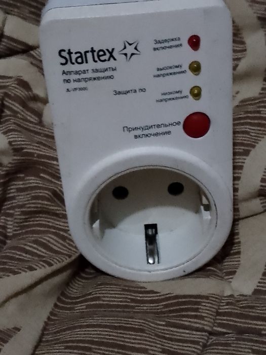 Реле напруги для захисту побутових приладів .

У гарному стані,перевір