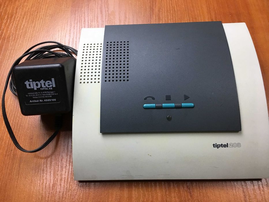 автовідповідач TIPTEL 208