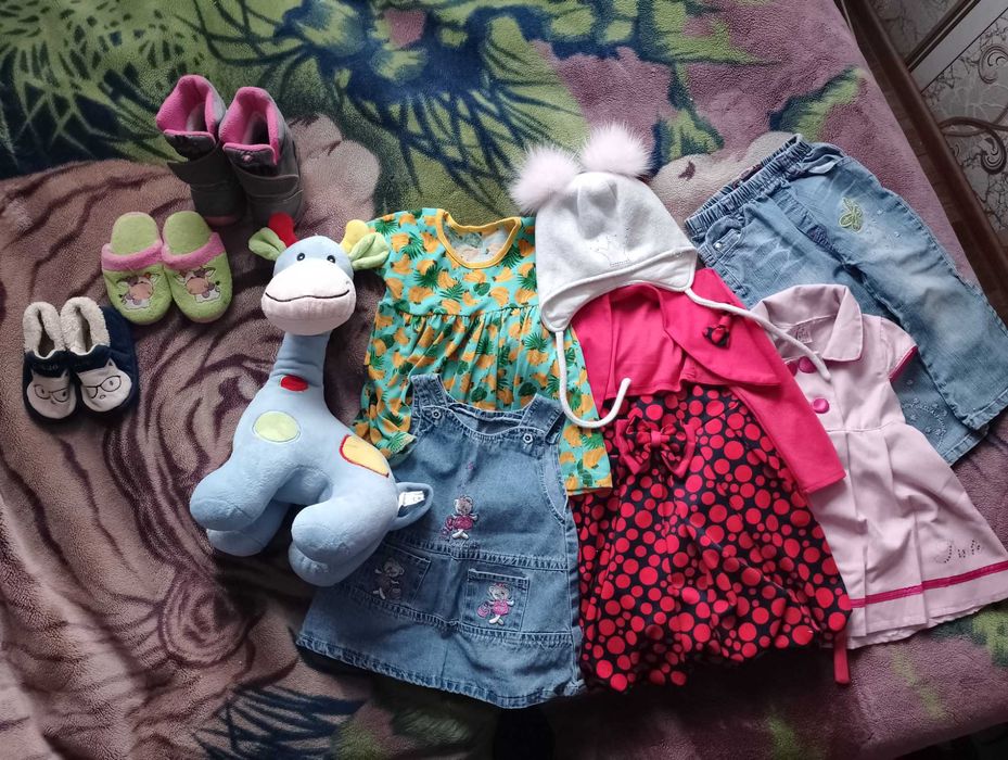 Одяг для дівчинки 2-3 роки