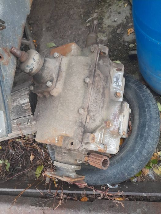 Коробка ЗІЛ,відмінний стан