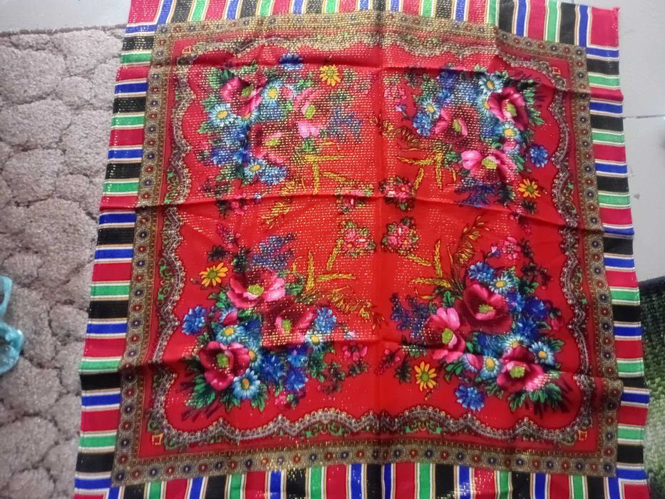 Платки (хустки) нові шерсть 100%