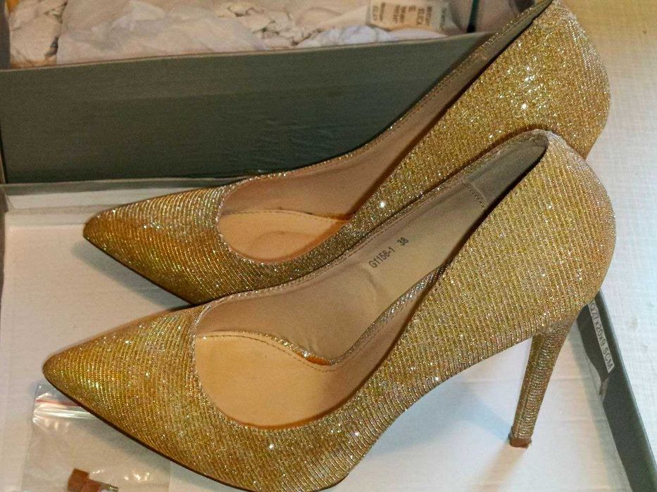 Туфлi весiльнi б/у Queen bee