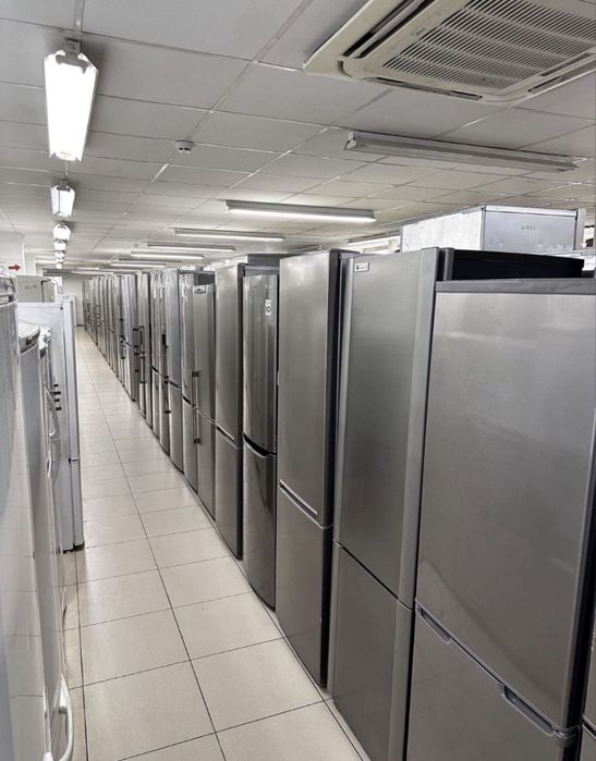 Холодильник з доставкою Samsung IKB59, гарантія, занос