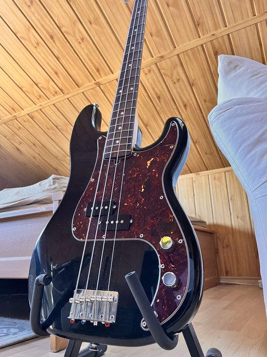 1988 Fender Precision Bass Made In Japan