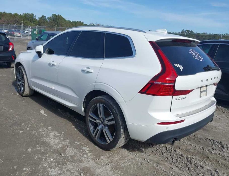 Бампер перед VOLVO XC60 ll 16- передок передній розборка вольво