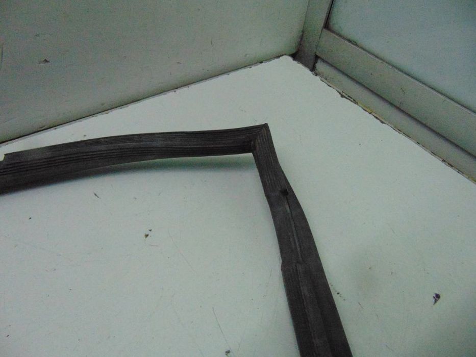 Mercedes 508/309 borracha da porta