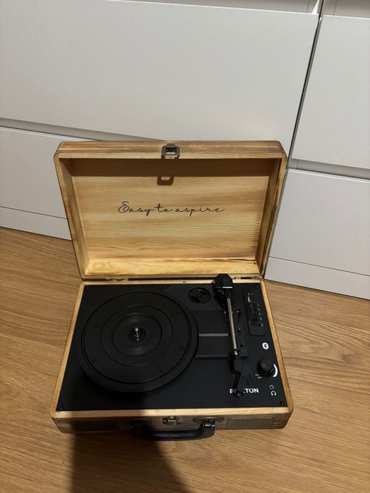 Gira disco de madeira