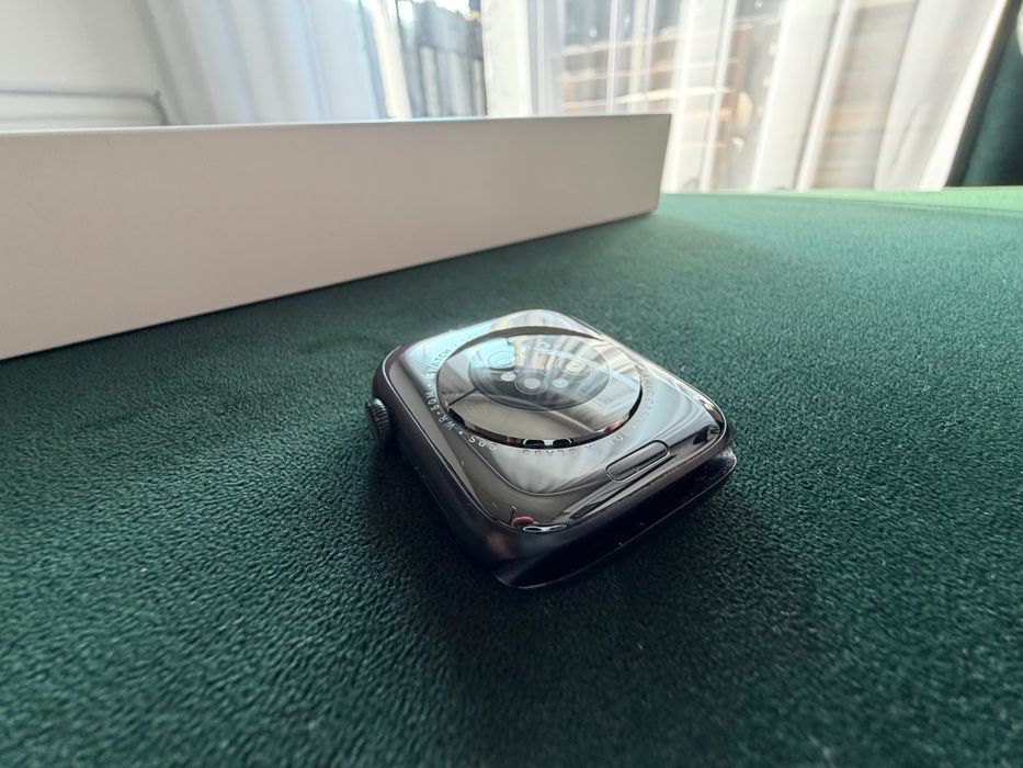 Apple Watch Series 7 45 mm GPS