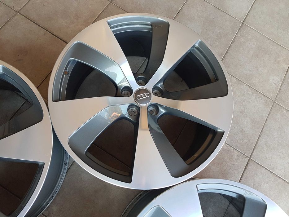 Felgi aluminiowe OEM Audi Q7 SQ7 A6 S6 A8 S8 9,5x21 et31 5x112 4M0