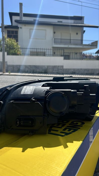 Farol Direito Audi TT 8j