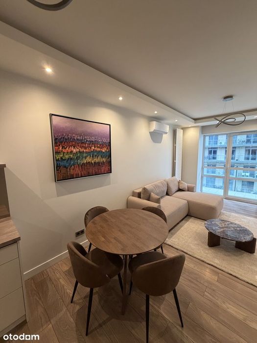 Piękny apartament w Platinum Towers - po generalnym remoncie