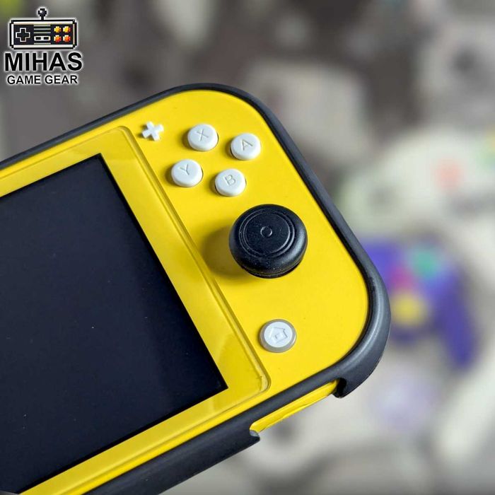 Nintendo Switch Lite: чохол-бампер, накладки на джойстики Набір — 2в1