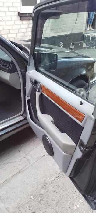 Продам автомобіль Мерседес 124