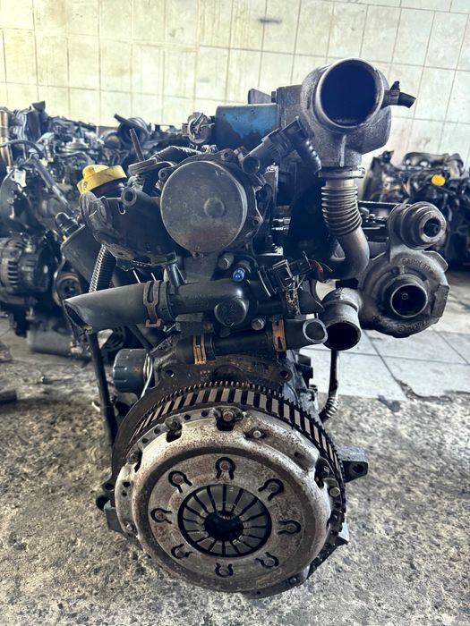 Двигун мотор Renault 1.9 DCI F9K F9Q F9A F9 trafik vivaro laguna megan