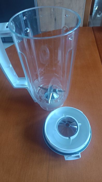 BLENDER kielichowy MUM 5