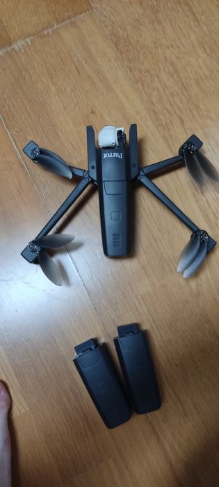 Drone Parrot Anafi - Como Novo - 3 Baterias - 350€