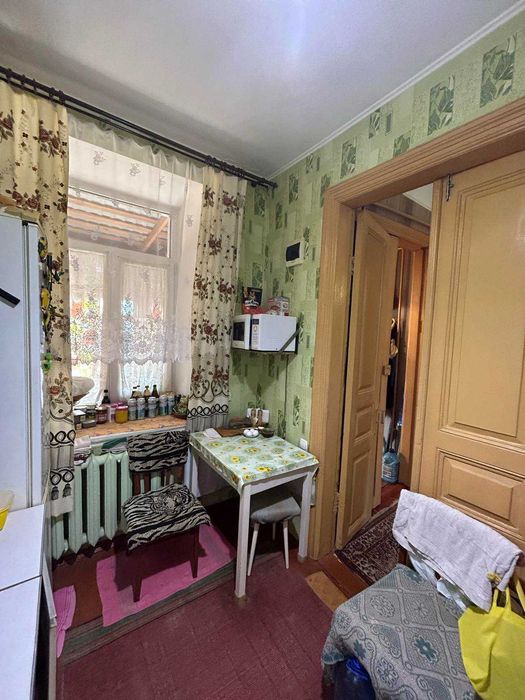 3 к.кв. 2/2 эт. 60 м.кв. Район муздрам театр - улица Даля