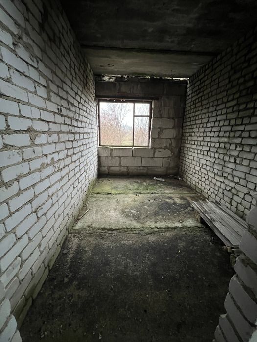Продам будинок  не закінчене будівництво