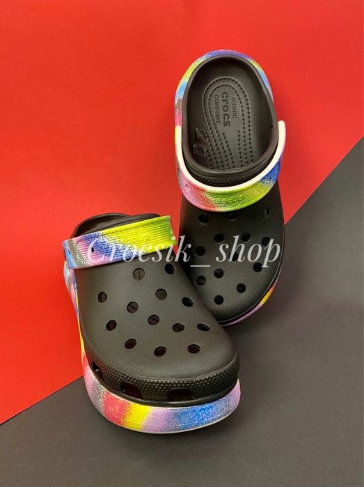 Crocs Classic Crush жіночі крокси в кольорах