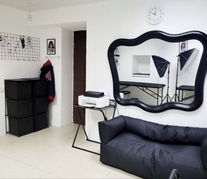 Большое деревянное винтажное зеркало