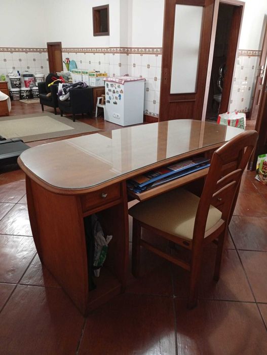 Secretaria de escritório marca ARC pinho maciço