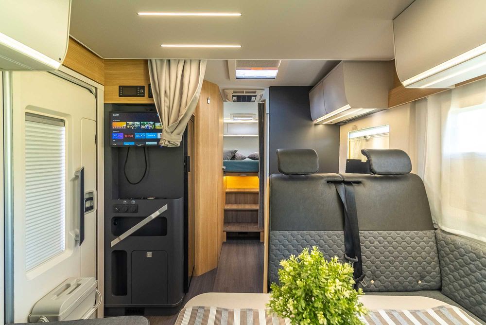 ADRIA MATRIX 650 SL Pełne wyposażenie w cenie wynajmu !!!