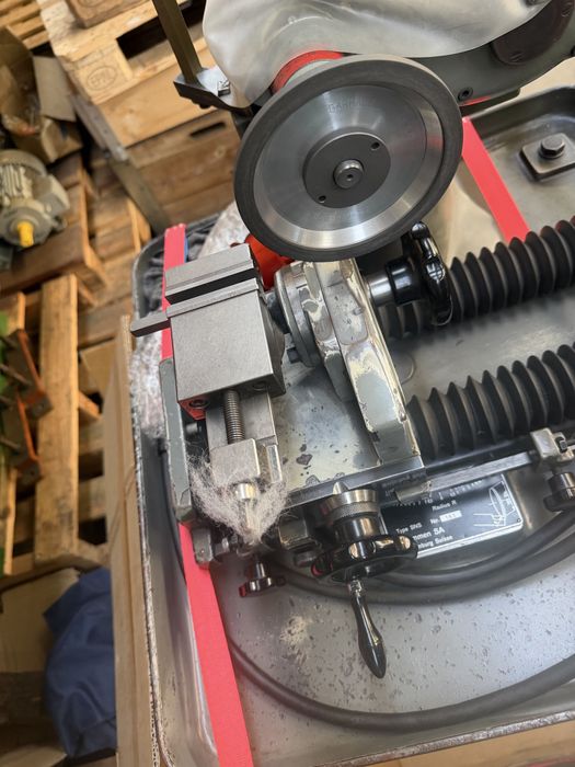 Maquina de rectificar Thommen