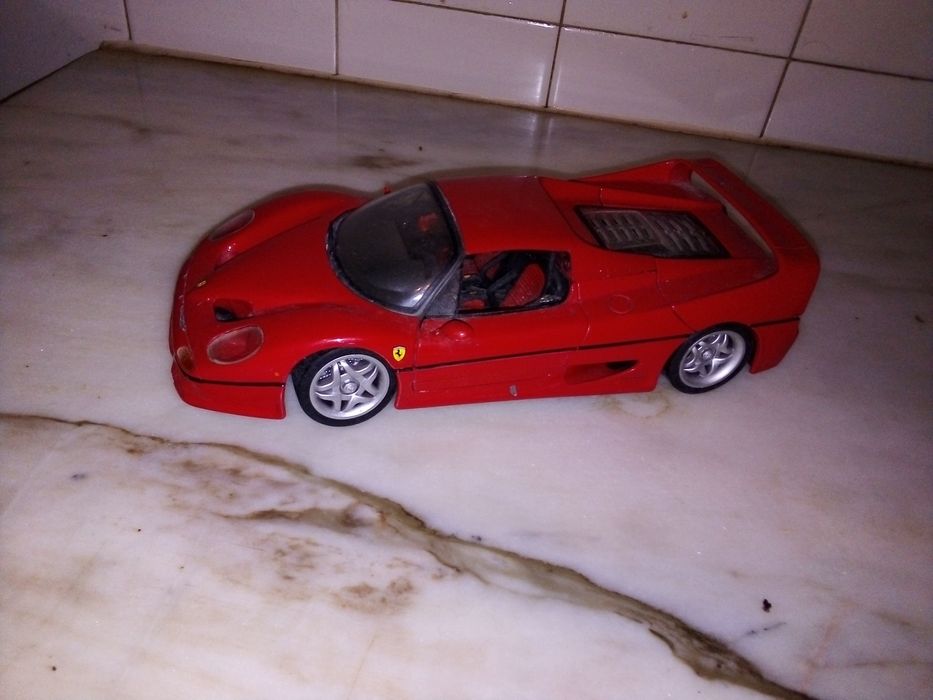 Ferrari F50 1 Escala 1:18