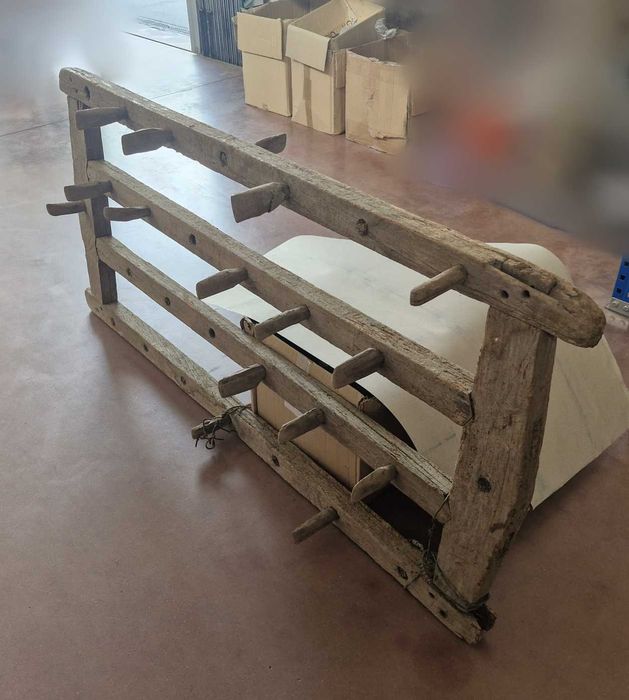 Carro de Bois Antigo e Grade
