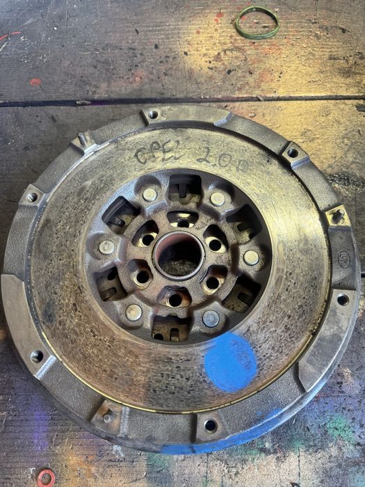 Маховик демпфер opel vectra zafira 2.2 2.0 D опель