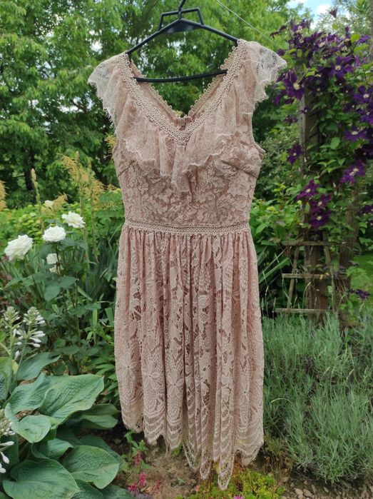 Piękna sukienka brudny róż