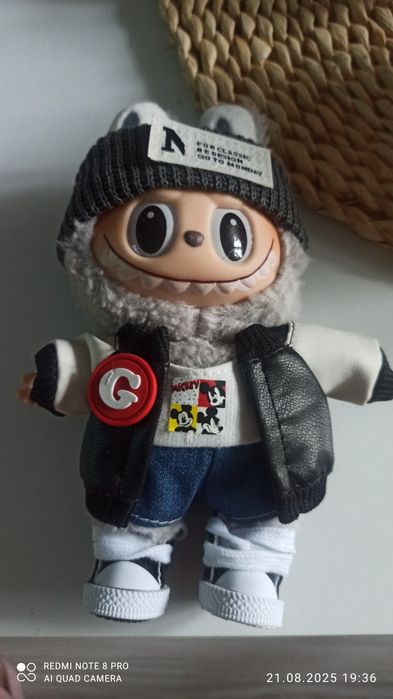 labubu Sesame Bean zestaw z ubrankiem