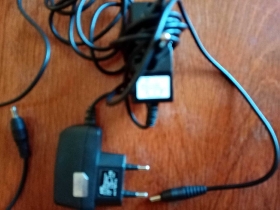 zasilacz ładowarka 230 /12 v