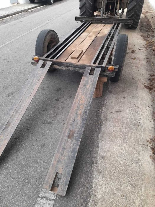 Reboque porta Máquinas com Rampas