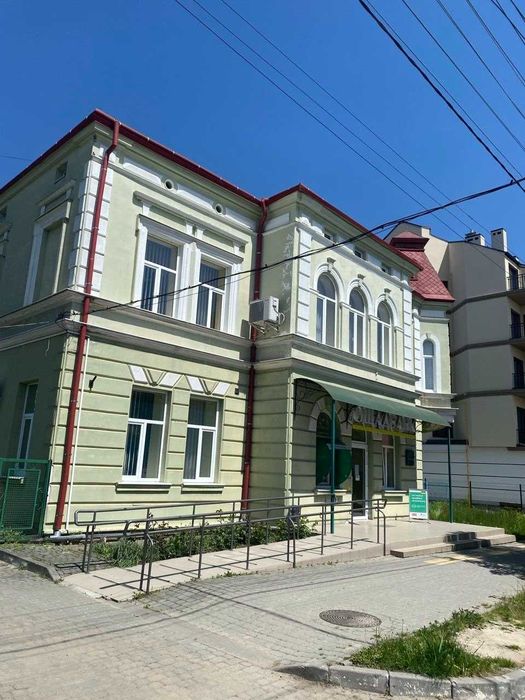 Окрашення, фарбування комерційних приміщень,дахів, фасадів, цехів