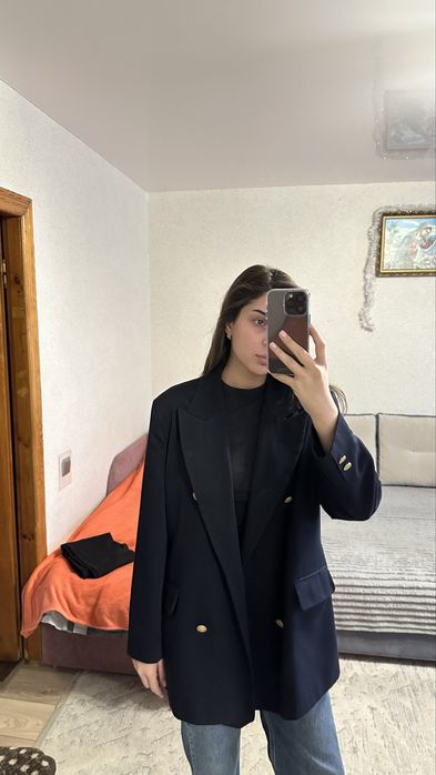 Піджак оверсайз.