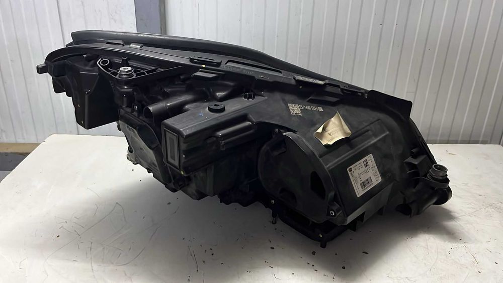 Farol esquerdo MERCEDES-BENZ E-CLASS Coupe (C207) E 350 (207.359)