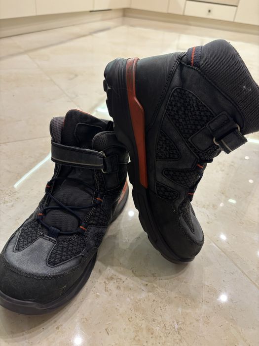 Демисезонные ботинки Ecco 40р