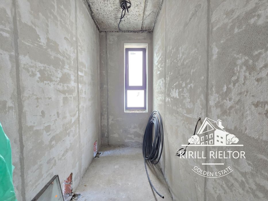 Продается современный дуплекс рядом с озером в городке "Золотые Ключи"