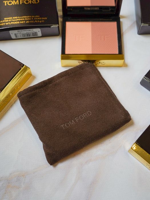 Румʼяна Tom Ford 01 Brazen Rose