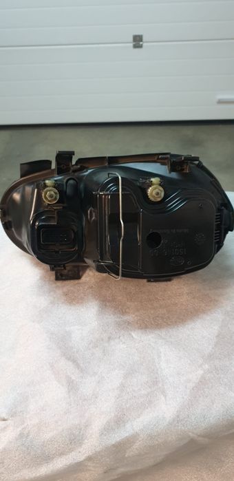Conjunto faróis VW golf IV TDI