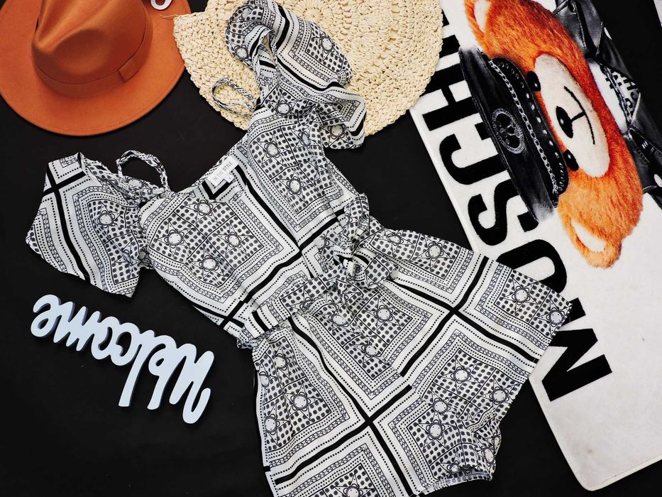 In the Style Kombinezon pasek black white wzory S