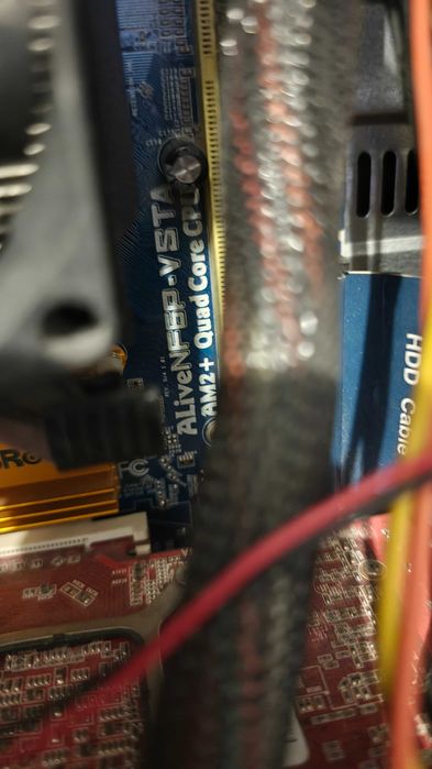 Komputer stacjonarny AMD Athlon X2 / 8 GB RAM / GTX 260 / Windows 10