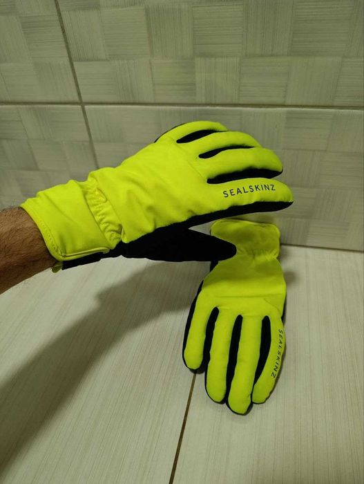 водонепроницаемые  перчатки Sealskinz Waterproof