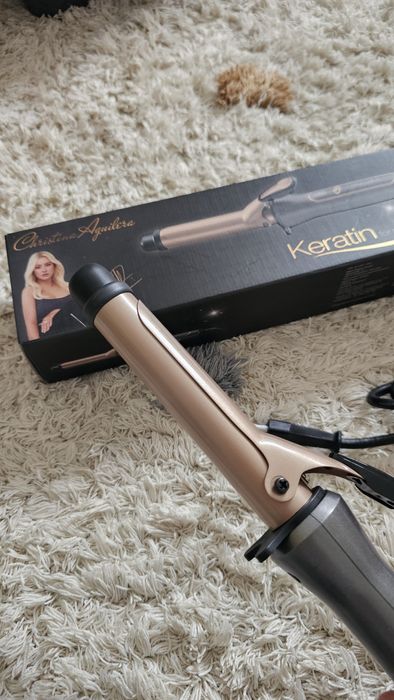 Modelador de cabelos