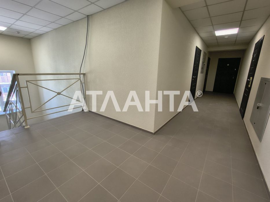 2к.з вільним плануванням м. Іподром