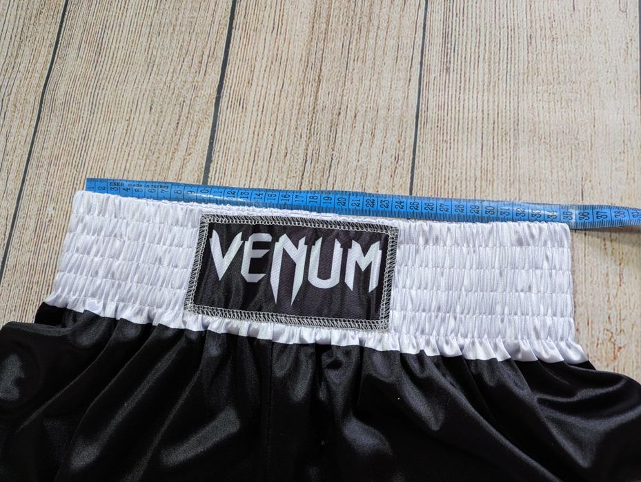 Шорти Venum (професійні шорти для боксу, кікбоксингу, муай тай, ММА)