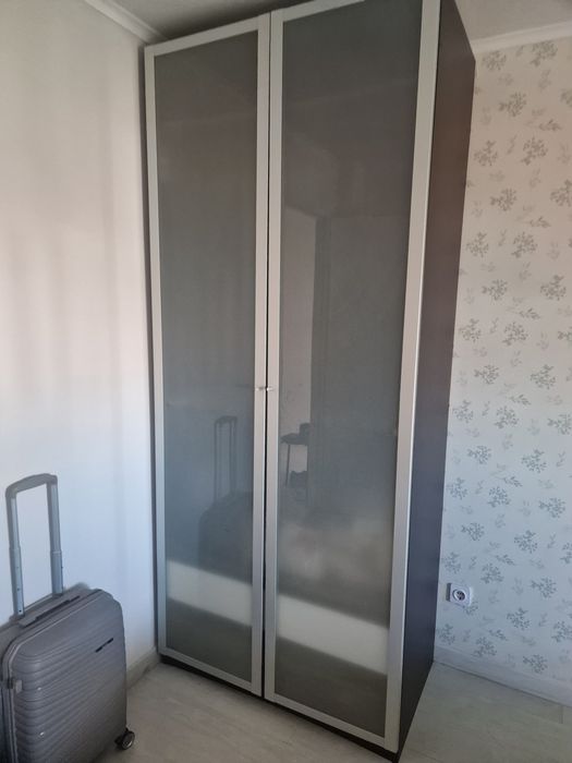 Roupeiro e armario usado